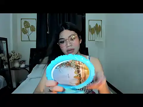 sugarbabeMIKKA online show from June 26, 2026, 1:39 pm