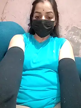 Snapshot of the_saavi chatting on December 21, 2025, 6:53 pm the saavi online show from December 21, 2025, 6:53 pm