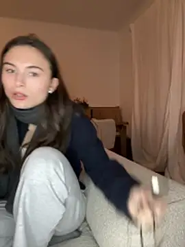 Snapshot of SophiiaStarr chatting on January 31, 2026, 8:29 pm SophiiaStarr online show from January 31, 2026, 8:29 pm