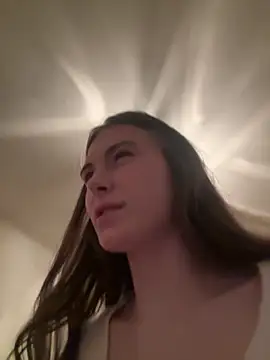 SophiiaStarr online show from March 17, 2026, 7:50 pm