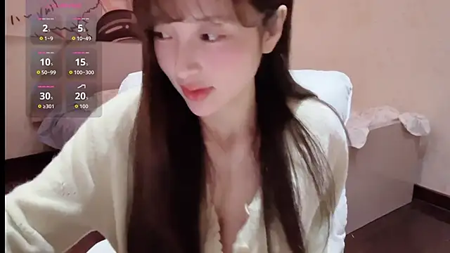 xiaoyun 666 online show from November 29, 2025, 9:48 pm