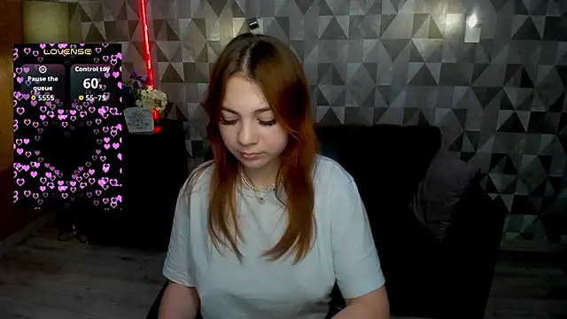 Snapshot of AnnaStills chatting on February 5, 2026, 2:13 pm AnnaStills online show from February 5, 2026, 2:13 pm