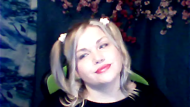 Nayvessa online show from November 4, 2025, 12:20 pm