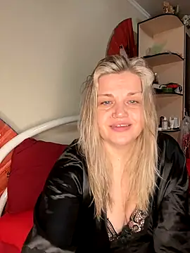 Nayvessa online show from November 19, 2025, 6:52 pm