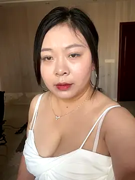 smgirls online show from September 14, 2025, 8:04 am