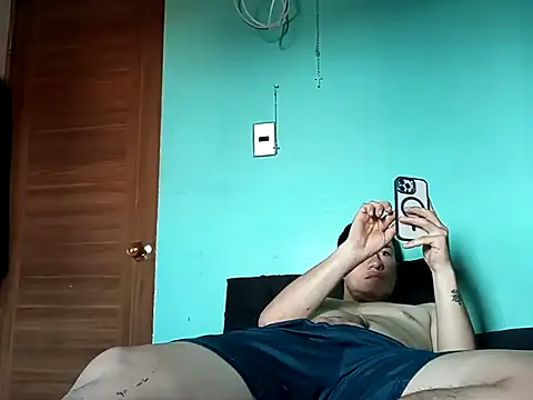 True Di online show from October 24, 2025, 6:51 pm