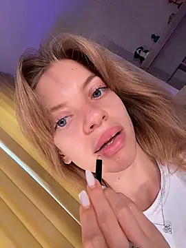 mari  papi online show from July 25, 2026, 12:33 pm