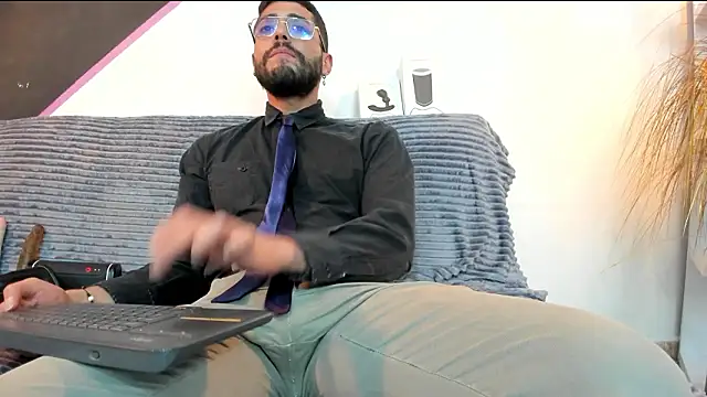 Snapshot of DanteWinter chatting on March 6, 2026, 4:18 am DanteWinter online show from March 6, 2026, 4:18 am