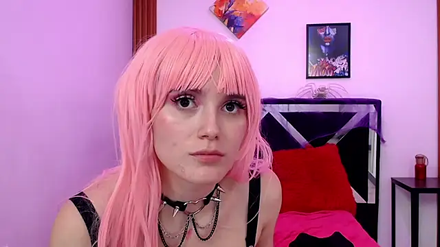 XBODTRIIPX online show from October 31, 2025, 11:44 pm