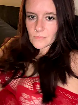 Snapshot of marialuna88 chatting on October 12, 2025, 6:04 am marialuna88 online show from October 12, 2025, 6:04 am