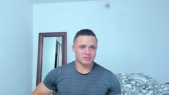 KingLevi01 online show from February 21, 2026, 11:29 pm