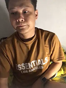 Snapshot of datnguyenvn chatting on February 6, 2026, 6:48 pm datnguyenvn online show from February 6, 2026, 6:48 pm