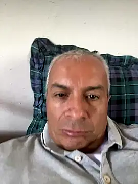 Snapshot of ALFRERM chatting on September 12, 2025, 6:40 pm ALFRERM online show from September 12, 2025, 6:40 pm