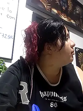Curvy-Queen online show from October 7, 2025, 3:07 am