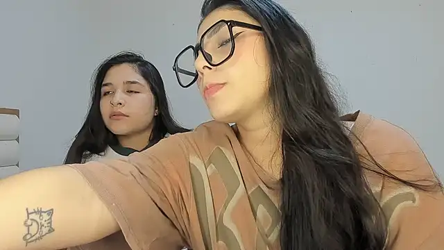 Sweet and Rous0 online show from February 6, 2026, 3:24 am