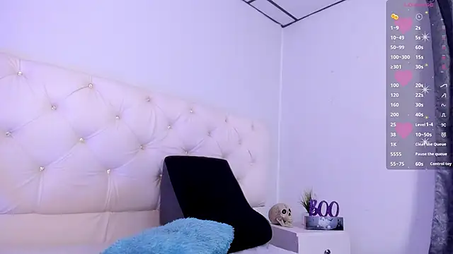 Ambeer fox  online show from October 26, 2025, 7:47 pm