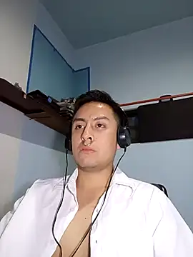 aczinovelez342 online show from November 7, 2025, 6:18 am