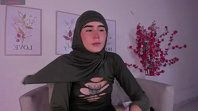 Snapshot of seraphine_arabic chatting on July 25, 2026, 6:14 pm seraphine arabic online show from July 25, 2026, 6:14 pm