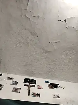 Snapshot of Ferxxxo1503 chatting on December 4, 2025, 2:54 am Ferxxxo1503 online show from December 4, 2025, 2:54 am