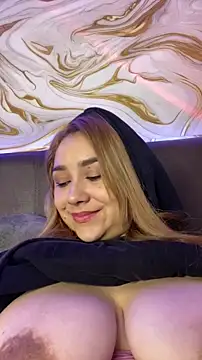 Valeryfox01  online show from November 29, 2025, 10:26 am