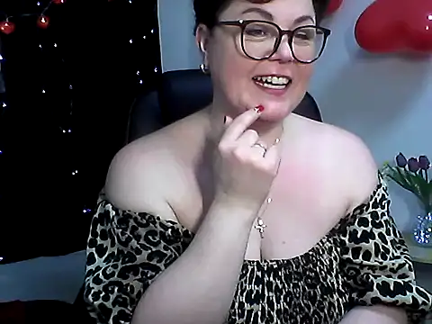 EllaLove2277 online show from February 12, 2026, 7:19 am