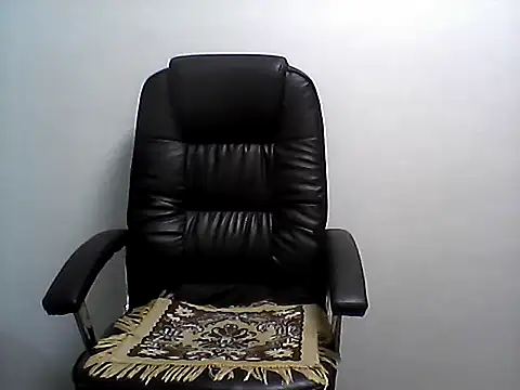 EllaLove2277 online show from May 25, 2026, 5:18 am