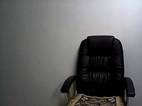 EllaLove2277 online show from October 29, 2025, 6:40 pm