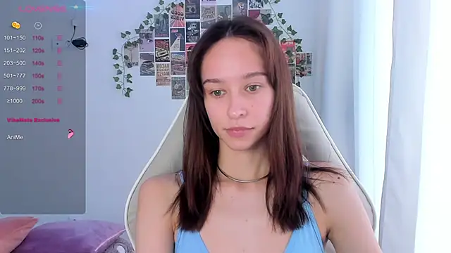  Alissaa online show from October 12, 2025, 1:23 pm