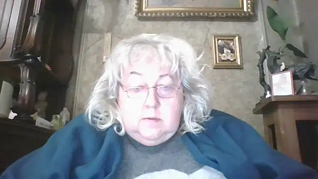 Lala-Love56 online show from October 31, 2025, 6:37 pm