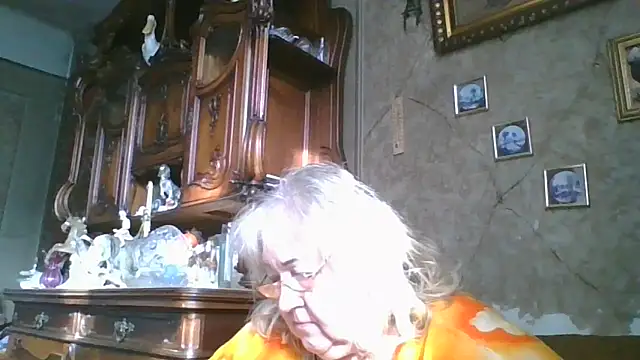 Lala-Love56 online show from June 17, 2026, 4:56 am