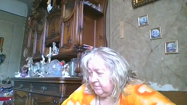 Lala-Love56 online show from June 27, 2026, 6:52 am