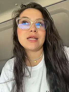 amberbakee online show from November 10, 2025, 4:12 pm