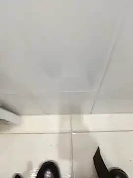 alejos81 online show from November 2, 2025, 2:44 pm