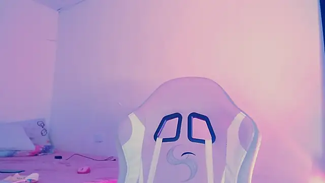 Snapshot of Alice_lidell chatting on February 5, 2026, 5:53 pm Alice lidell online show from February 5, 2026, 5:53 pm