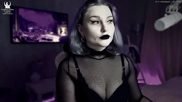 Wounded Goddess  online show from January 9, 2026, 6:53 am