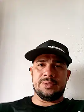 yeffito1 online show from March 11, 2026, 9:53 pm