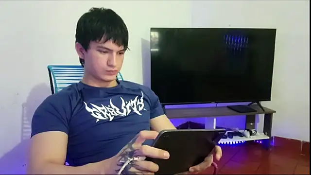 ErickWalton online show from October 21, 2025, 5:18 am