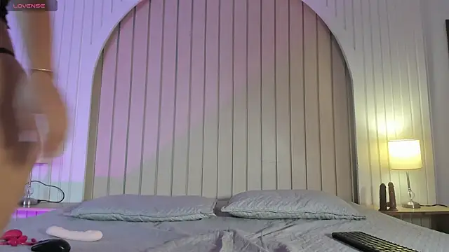 Snapshot of maria_gil chatting on April 16, 2026, 11:33 am maria gil online show from April 16, 2026, 11:33 am