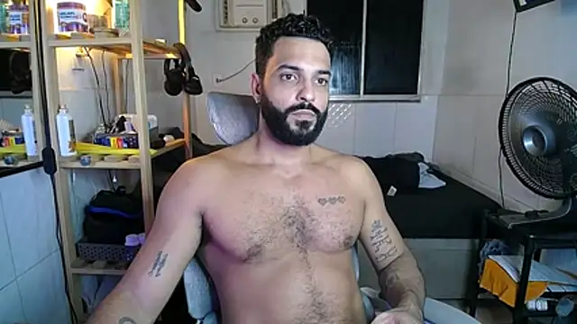 lilwolfbrasil online show from April 25, 2026, 5:10 am