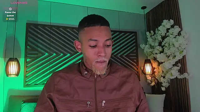 B Wild online show from November 2, 2025, 3:22 am