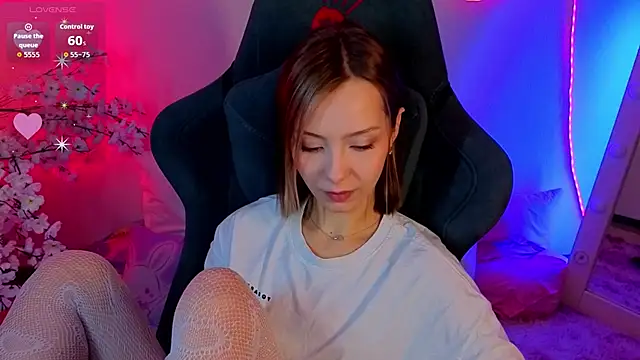 LumMina online show from March 22, 2026, 11:34 am