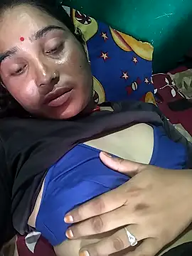 Snapshot of Hot_cupal chatting on September 18, 2025, 7:22 am Hot cupal online show from September 18, 2025, 7:22 am