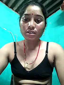 Snapshot of Hot_cupal chatting on October 4, 2025, 8:27 am Hot cupal online show from October 4, 2025, 8:27 am