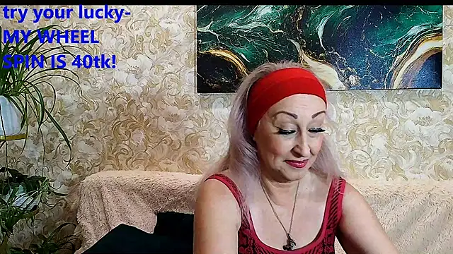  Sara  Smith  online show from December 3, 2025, 7:19 am