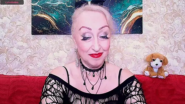 Sara  Smith  online show from June 3, 2026, 7:09 am