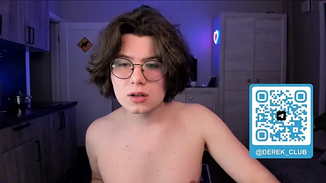 Snapshot of Derek_Shameless chatting on May 10, 2026, 12:14 am Derek Shameless online show from May 10, 2026, 12:14 am