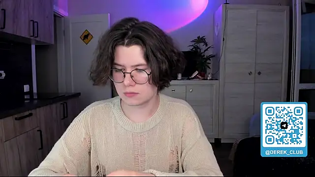 Derek Shameless online show from July 15, 2026, 7:43 pm