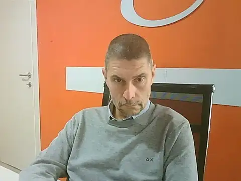 max79ve31 online show from November 12, 2025, 12:31 pm