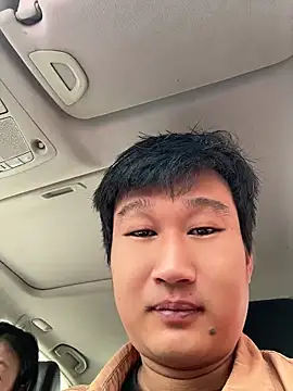 Fengbaby-555 online show from April 13, 2026, 1:31 am