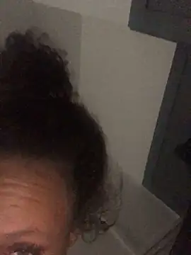 Welsh Maya19X online show from September 18, 2025, 9:56 am